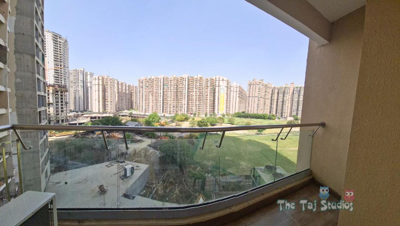 Taj Studios-Serviced Studio Apartment Noida Kültér fotó