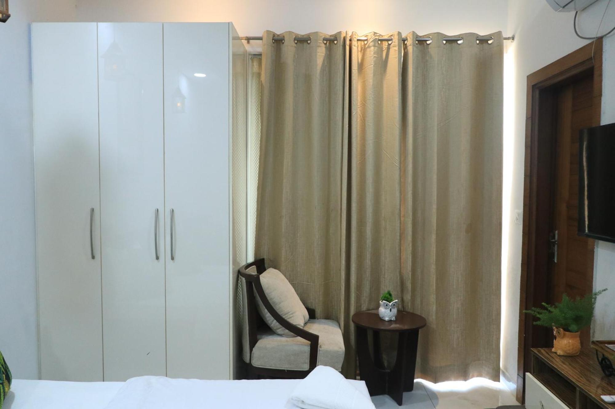 Taj Studios-Serviced Studio Apartment Noida Kültér fotó